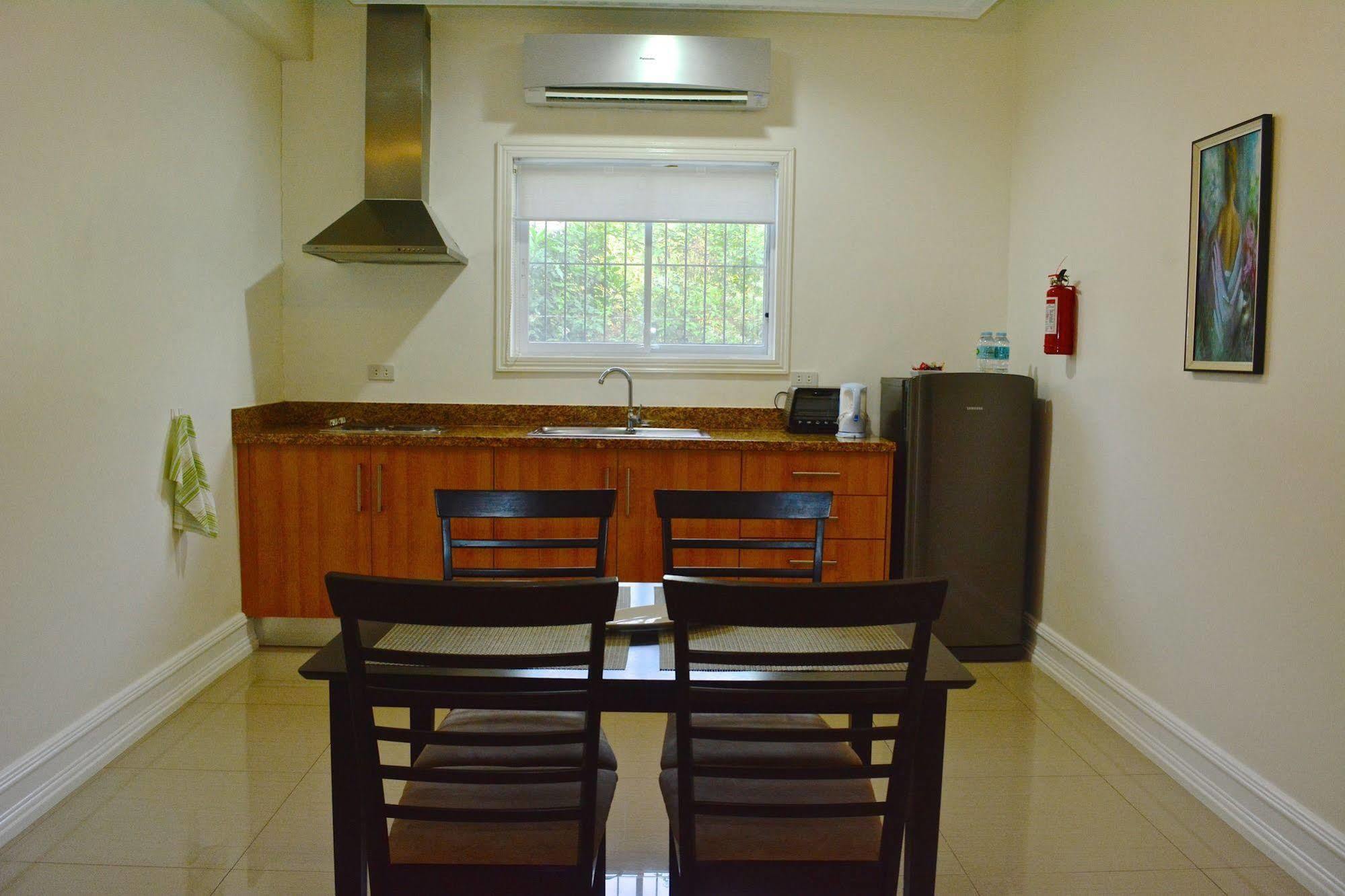 Olivia Resort Serviced Apartments And Bungalows Panglao Exterior foto